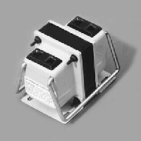 Calrad 45-792: 117Vac-100VAC Converter 500 Watts Calrad 45-792: 117Vac-100VAC Converter 500 Watts